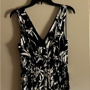 NWOT Express XS summer maxi dress